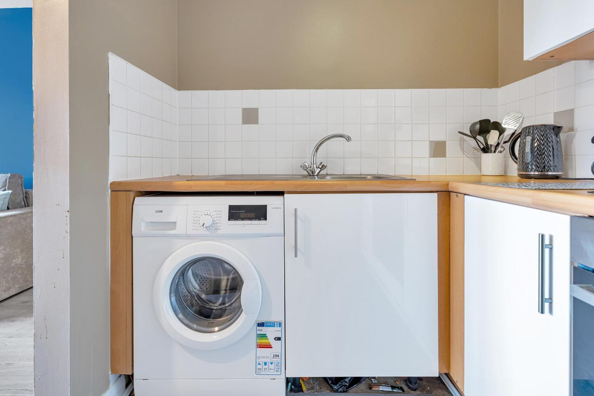 Cozy 2 Bedroom In Hever Hall Coventry